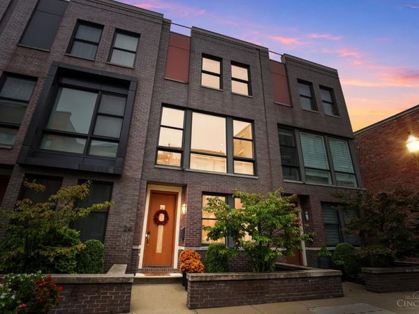 24 Mercer Street, Cincinnati, OH 45202