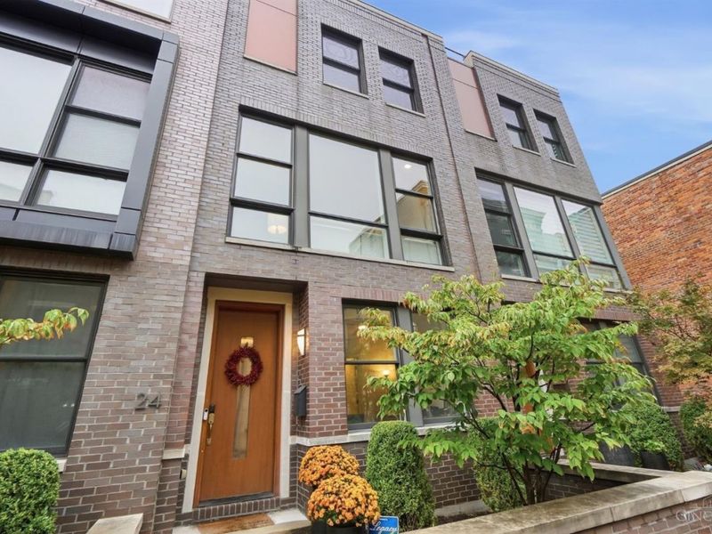 24 Mercer Street, Cincinnati, OH 45202 Photo 6