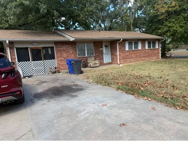 1301 Acorn Drive , Rogers, AR 72756