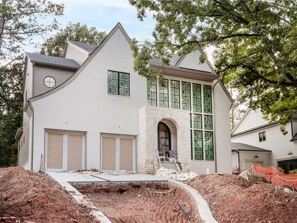 2756 Winding Lane NE, Brookhaven, GA 30319
