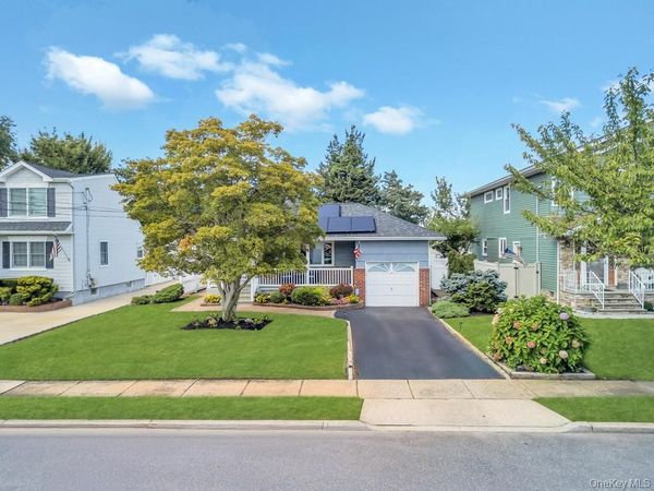2327 Cleveland Street , Bellmore, NY 11710