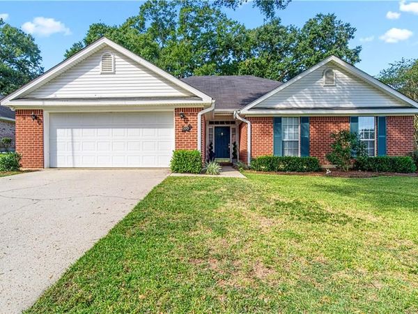 590 Lakeview Woods Drive, Mobile, AL 36695