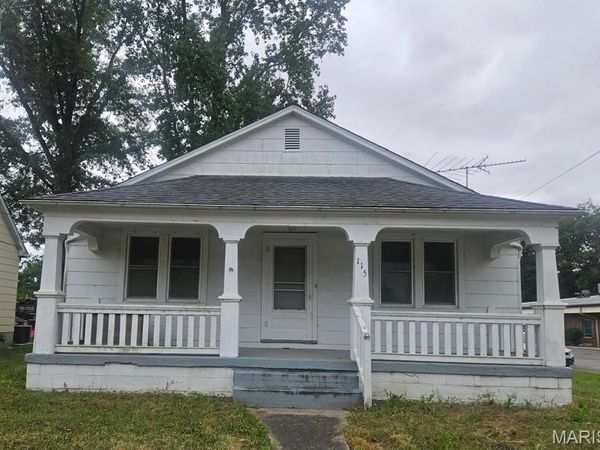 115 W Mascourtah , Okawville, IL 62271