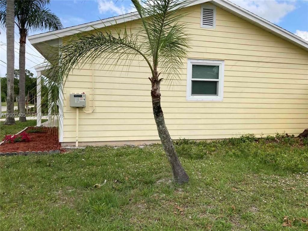 100 SE Eyerly Ave, Port Saint Lucie, FL 34983 Photo