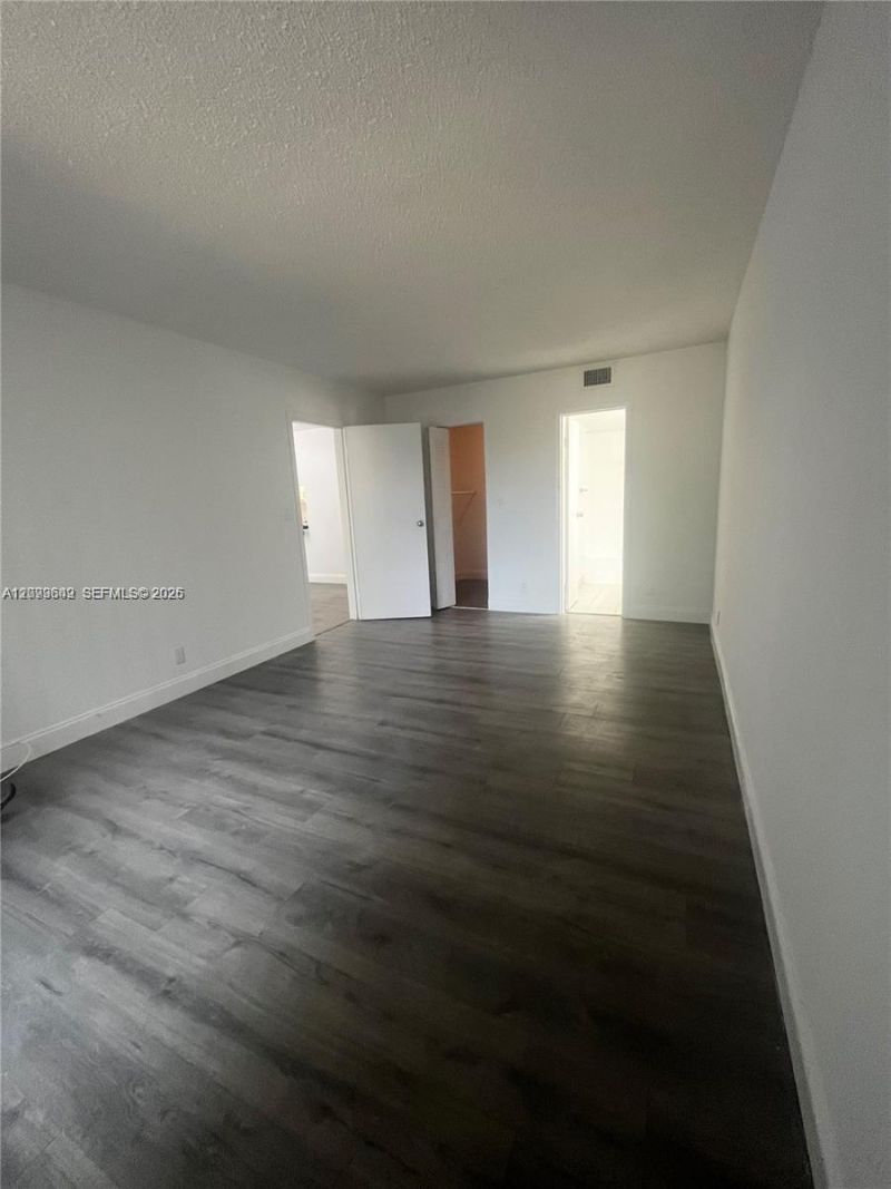 8301 Sands Point Blvd , Unit S206, Tamarac, FL 33321 Photo