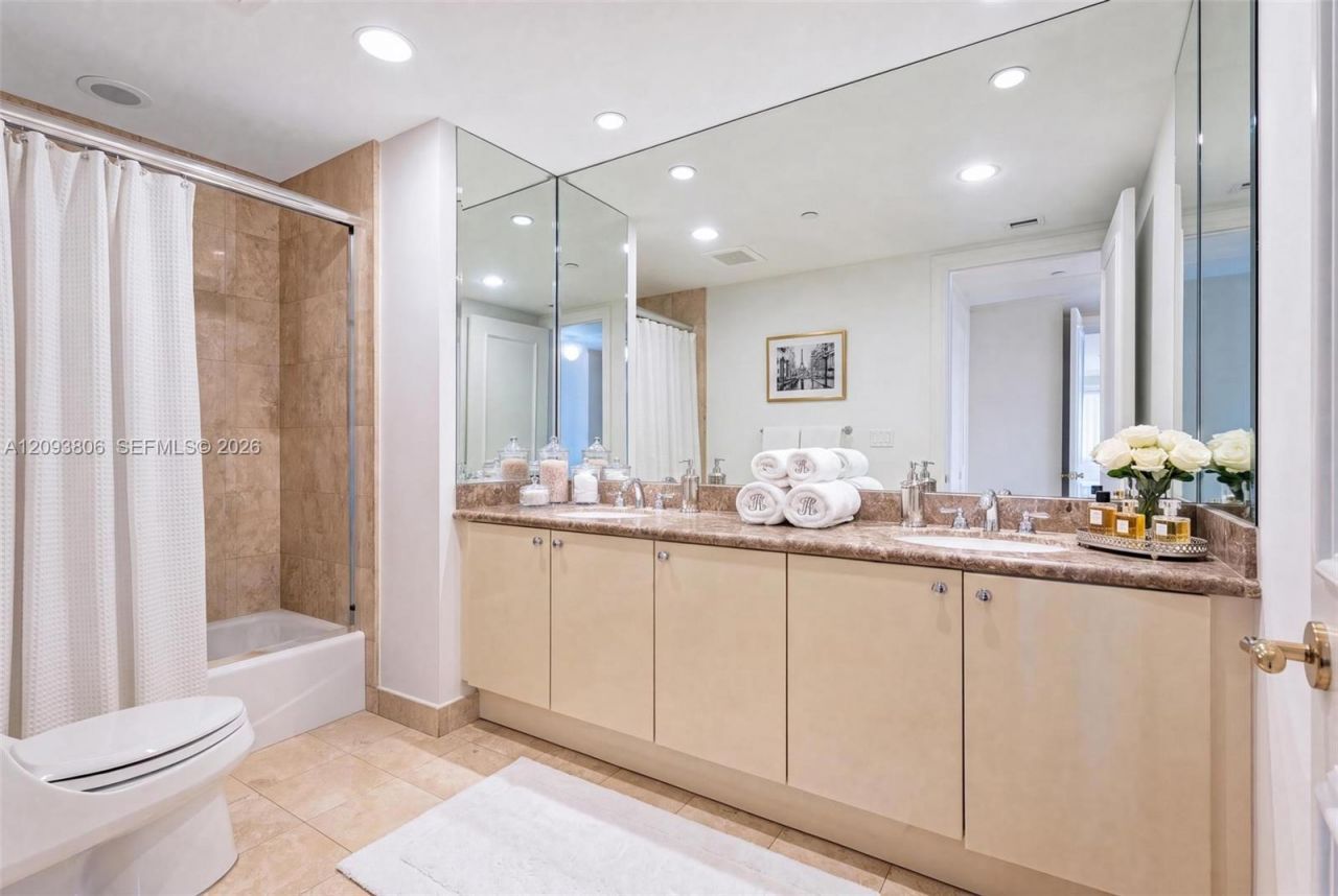 10225 Collins Ave , Unit 1604, Bal Harbour, FL 33154 Photo