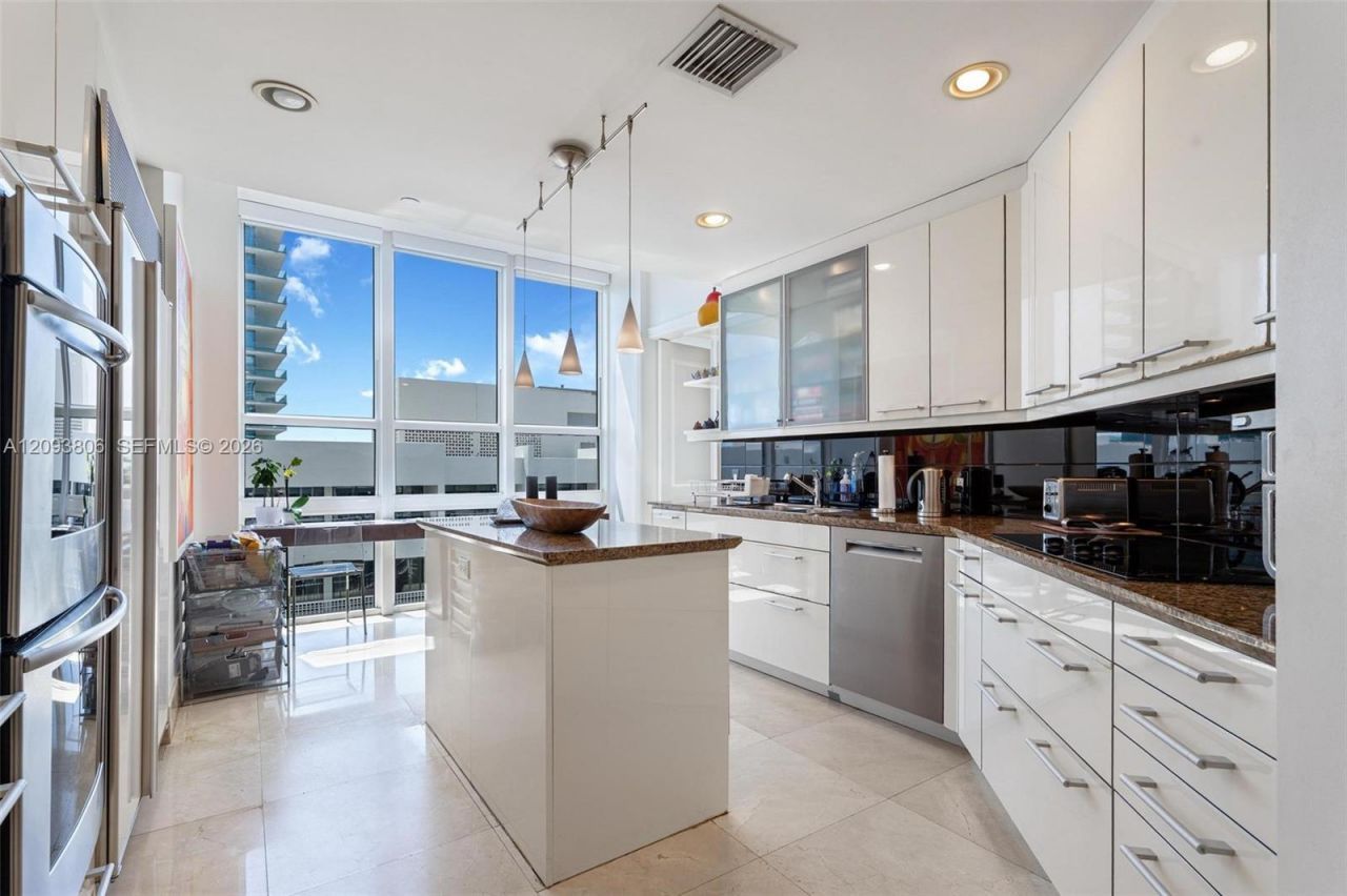 10225 Collins Ave , Unit 1604, Bal Harbour, FL 33154 Photo
