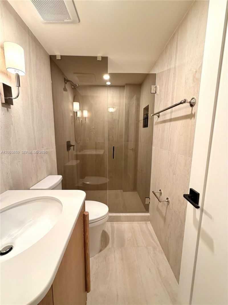 625 Biltmore Way , Unit 203, Coral Gables, FL 33134 Photo