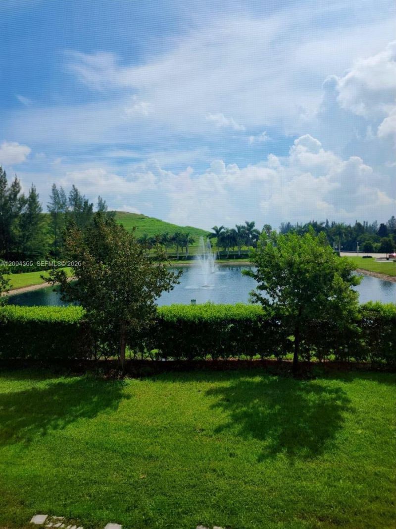 6611 NW 102nd Path, Doral, FL 33178 Photo