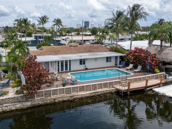 391 SE 16th Ave , Pompano Beach, FL 33060