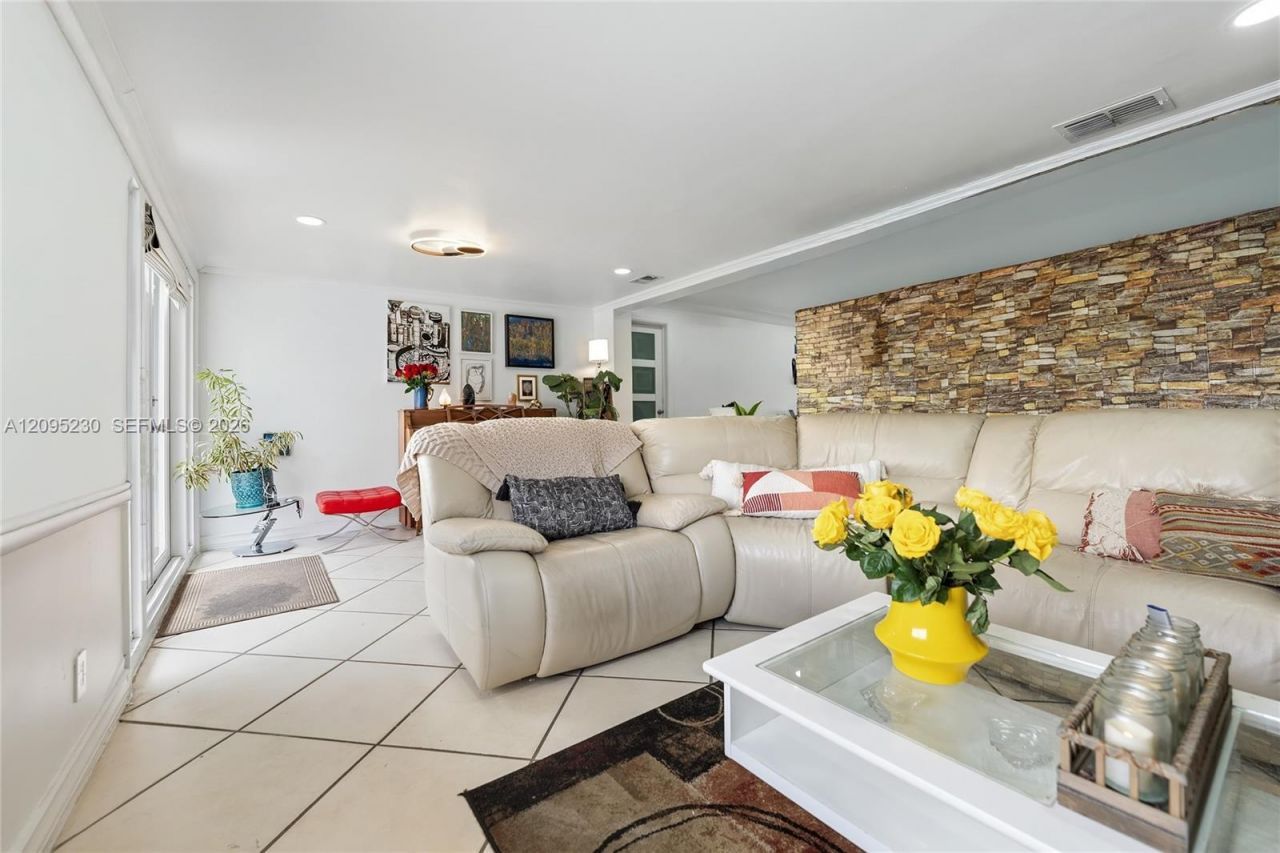 391 SE 16th Ave, Pompano Beach, FL 33060 Photo