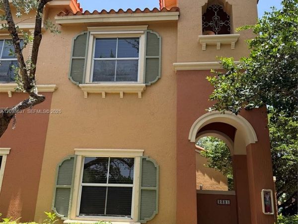 2321 Mariner Ct , Dania Beach, FL 33312