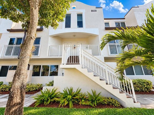8630 NW 5th Ter , Unit 16-208, Miami, FL 33126