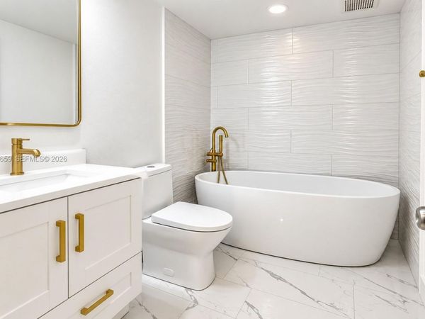 8630 NW 5th Ter , Unit 16-208, Miami, FL 33126