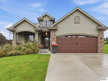19302 Blaine Street, Omaha, NE 68135