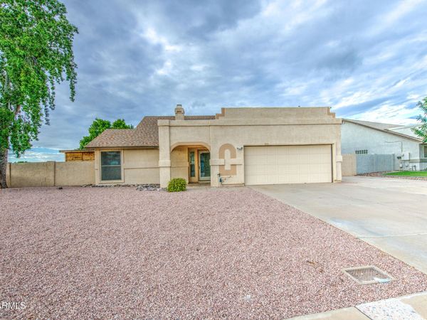 4804 E PRINCESS Drive, Mesa, AZ 85205