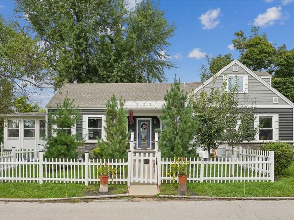 322 Liberty Drive SE, Cedar Rapids, IA 52403
