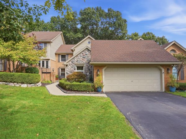 4539 Golf View Drive, Brighton, MI 48116