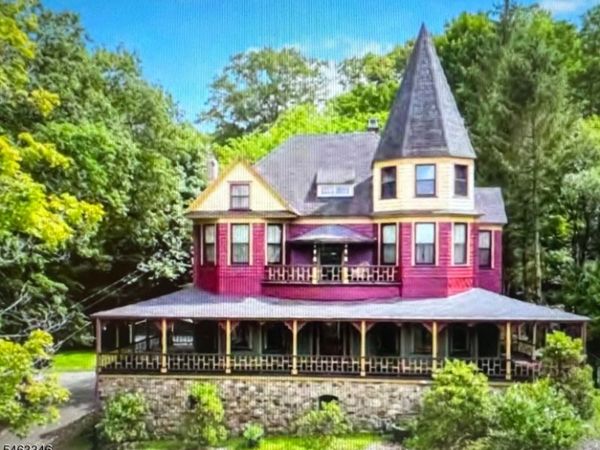506 Windemere Ave, Mount Arlington, NJ 07856