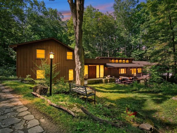 6218 Harlem Road , Westerville, OH 43082