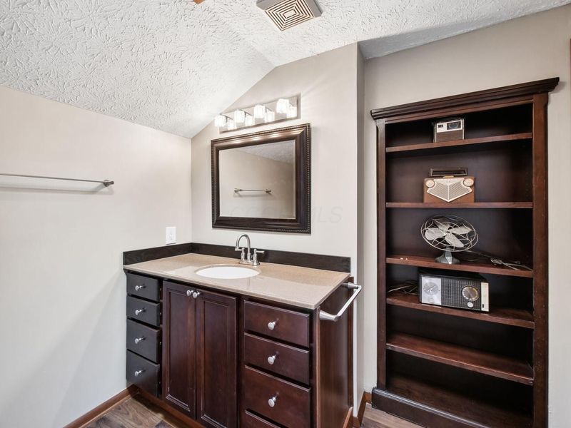 6218 Harlem Road, Westerville, OH 43082 Photo 82