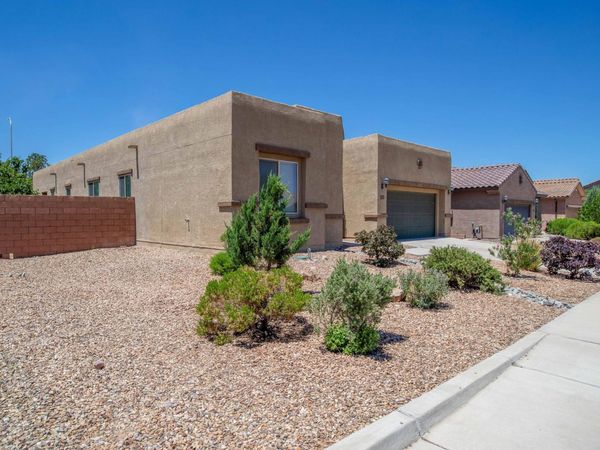 5001 Calle Parasol NW, Albuquerque, NM 87120