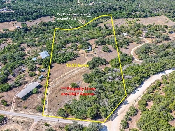 100 RED ROCK RD, Blanco, TX 78606