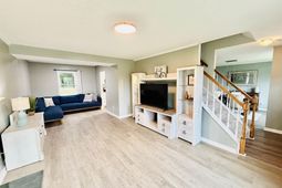 125 Silkworth Place  photo 4