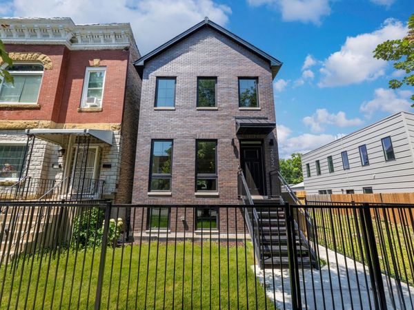 2832 W WILCOX Street , Chicago, IL 60612