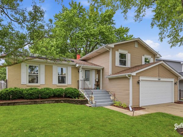 750 Dunhill Drive , Buffalo Grove, IL 60089