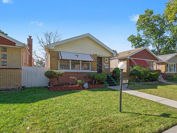 7206 S Seeley Avenue , Chicago, IL 60636