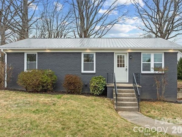 7 Browndale Road , Asheville, NC 28805