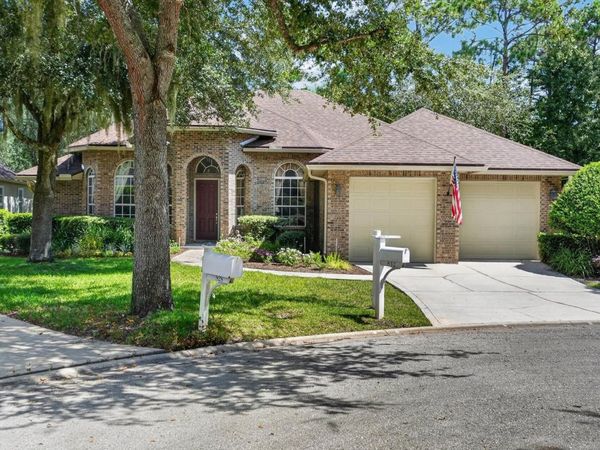 832 Riley Ln, St Augustine, FL 32095
