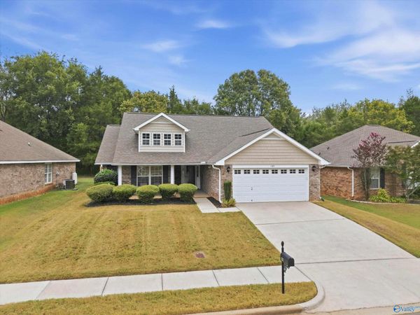 137 Artesian Lane, Huntsville, AL 35758