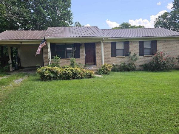 8189 Hwy 36 E, Laceys Spring, AL 35754