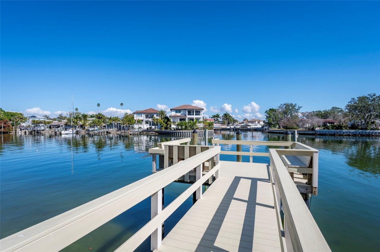 1365 Snell Isle Boulevard Ne, Unit 9A, Saint Petersburg, FL 33704 Photo