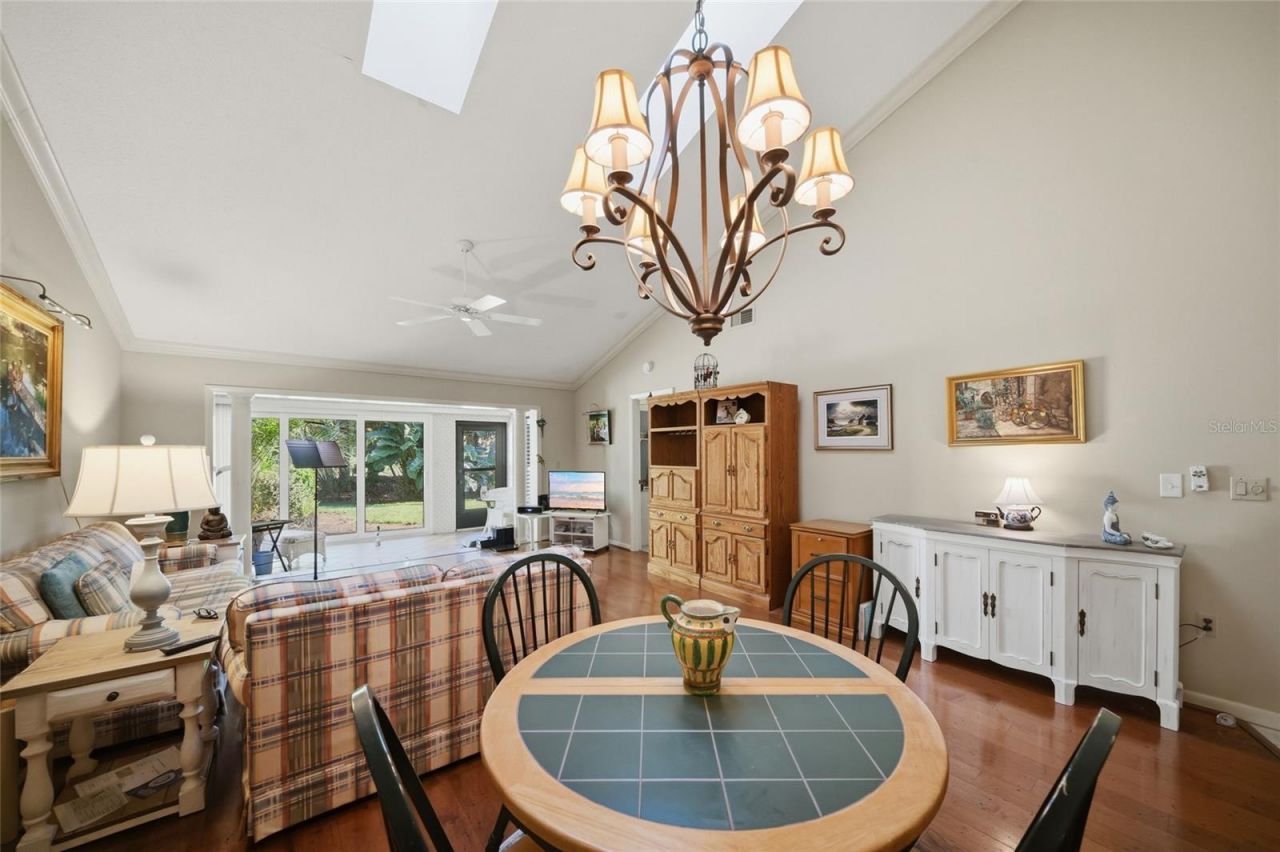 3266 Sandleheath, Unit 51, Sarasota, FL 34235 Photo
