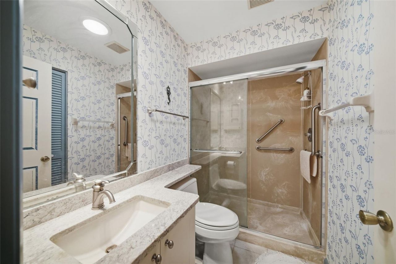 3266 Sandleheath, Unit 51, Sarasota, FL 34235 Photo