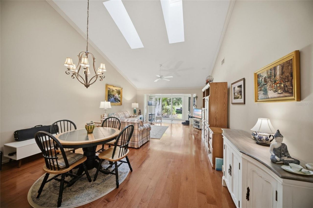 3266 Sandleheath, Unit 51, Sarasota, FL 34235 Photo