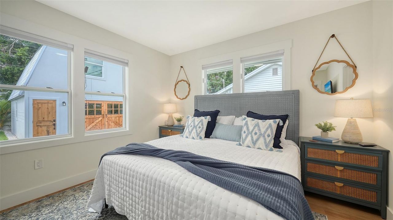 2546 Loma Linda Street , Sarasota, FL 34239 Photo