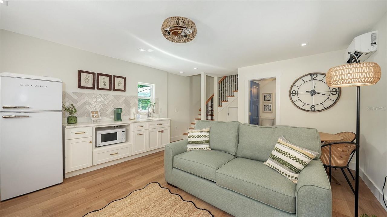 2546 Loma Linda Street , Sarasota, FL 34239 Photo