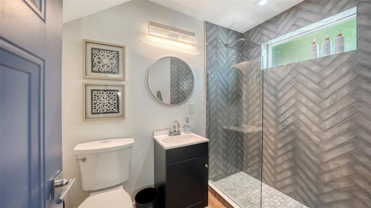 2546 Loma Linda Street , Sarasota, FL 34239 Photo