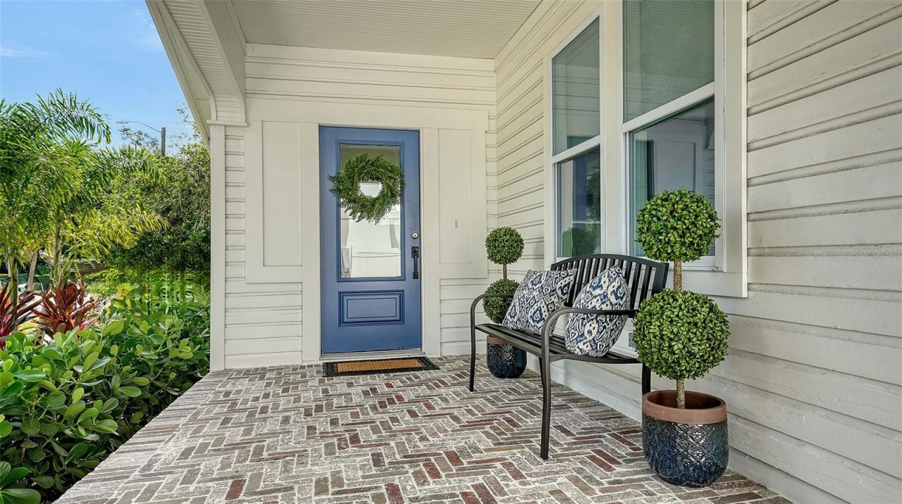 2546 Loma Linda Street , Sarasota, FL 34239 Photo
