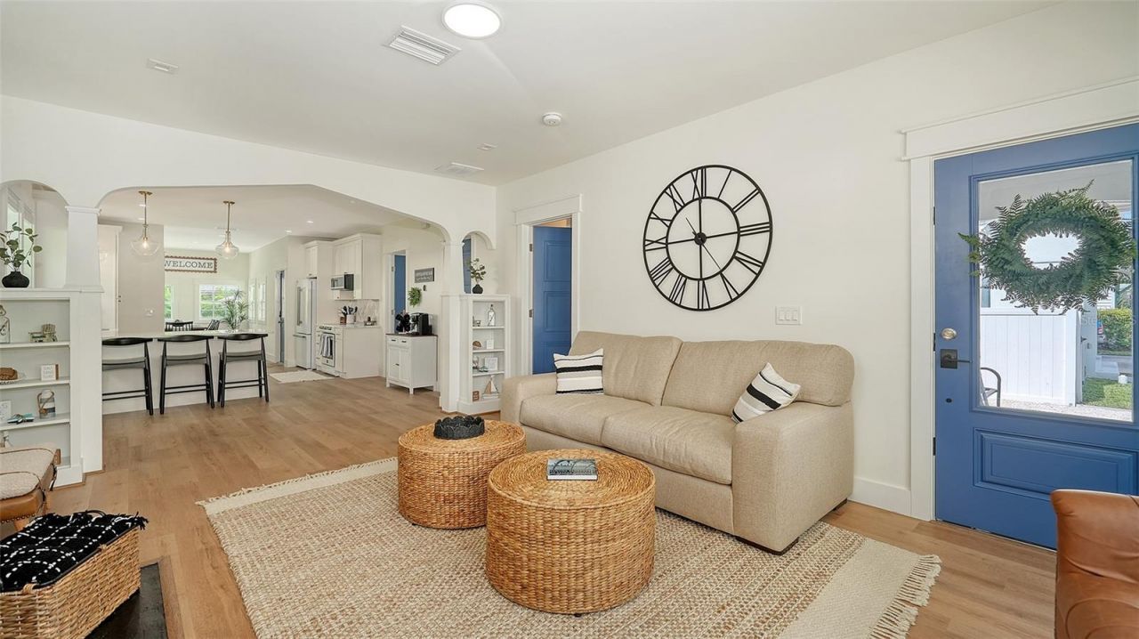 2546 Loma Linda Street , Sarasota, FL 34239 Photo