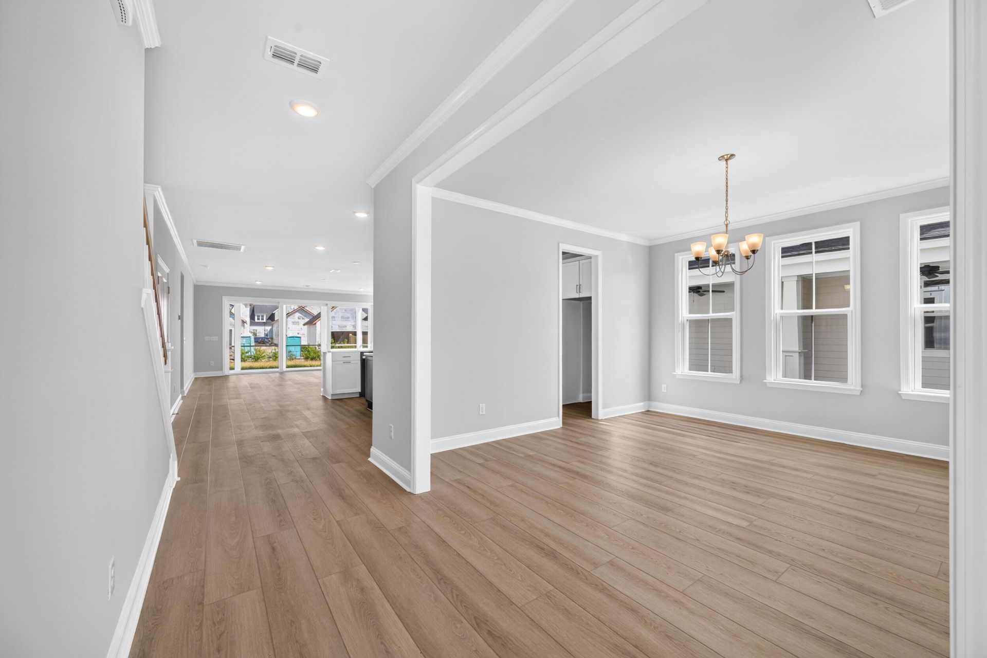 524 Ivy Green Lane Photo 9