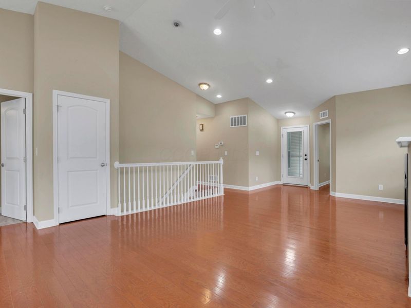 7672 Yonkers Drive, Unit 2001, Blacklick, OH 43004 Photo 9