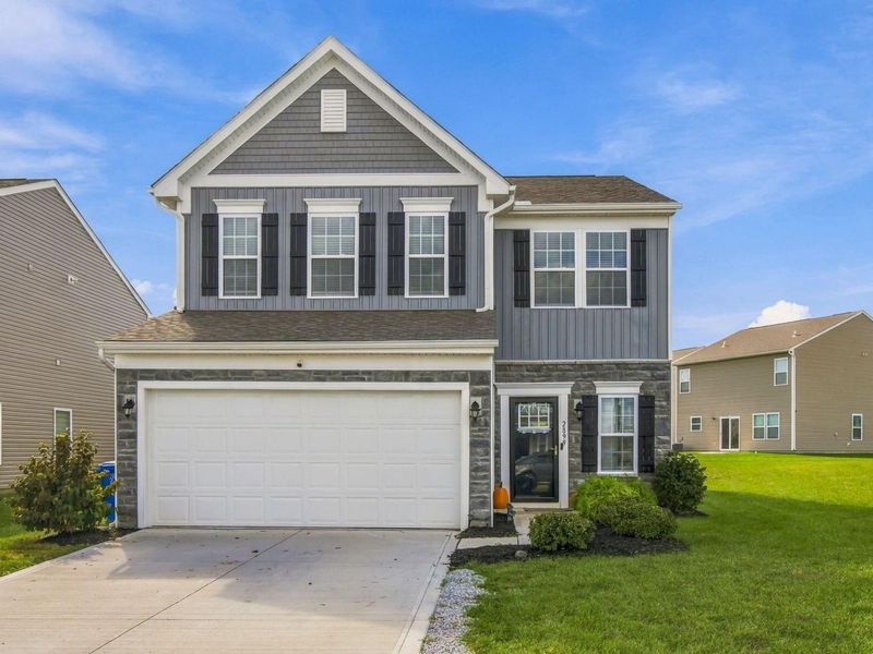 2899 Horsham Drive, Grove City, OH 43123 Photo 1
