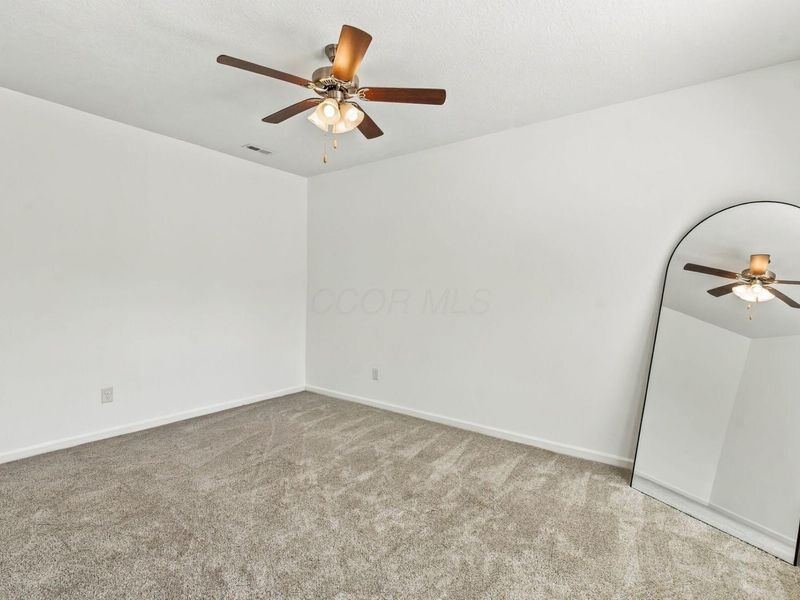 2899 Horsham Drive, Grove City, OH 43123 Photo 12