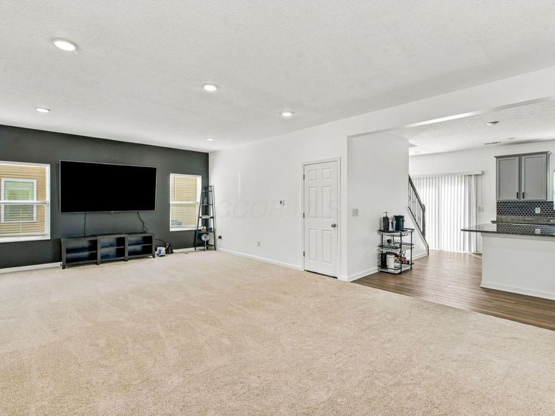 2899 Horsham Drive, Grove City, OH 43123 Photo 4
