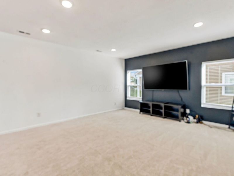 2899 Horsham Drive, Grove City, OH 43123 Photo 6